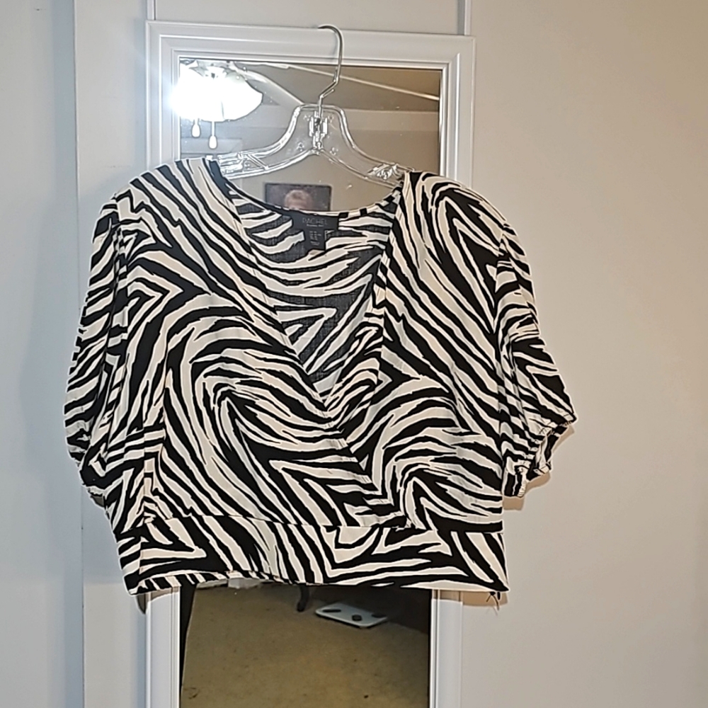 Animal Print Cropped Top